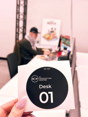 AI_Desk no-1